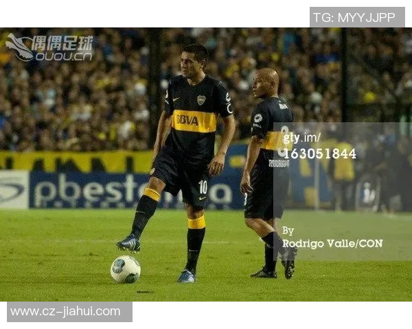 《卫报评选足球百大球星榜单：顶级球员的传奇与荣耀》